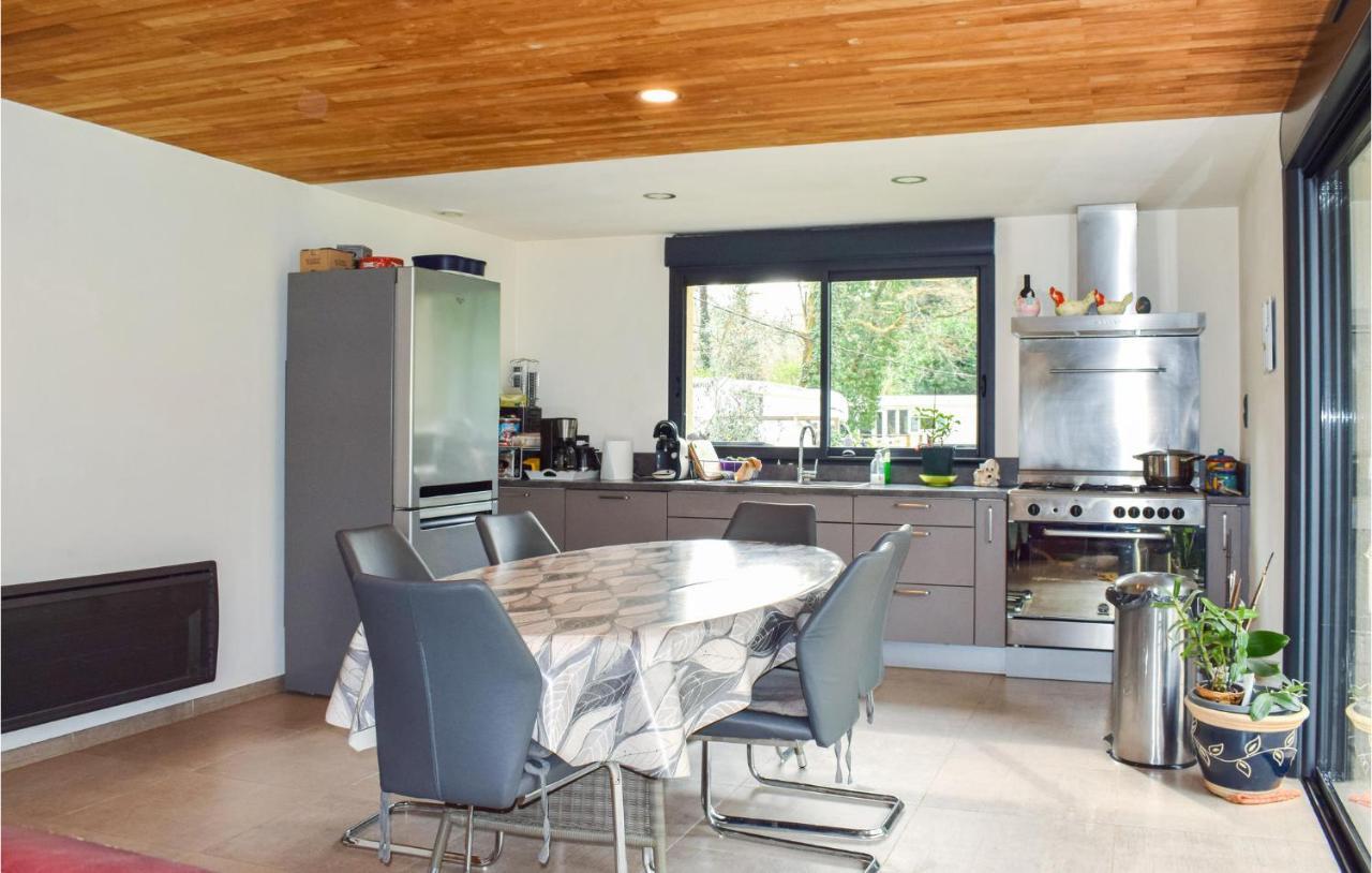 Beautiful Home In Pradines With Kitchen Exterior photo